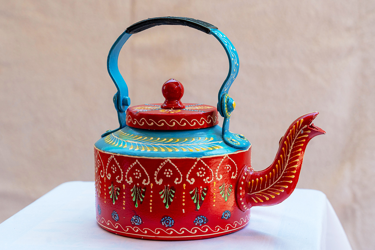 Hand-Painted Decorative Metal Kettle (Antique Kitley) - Image 2